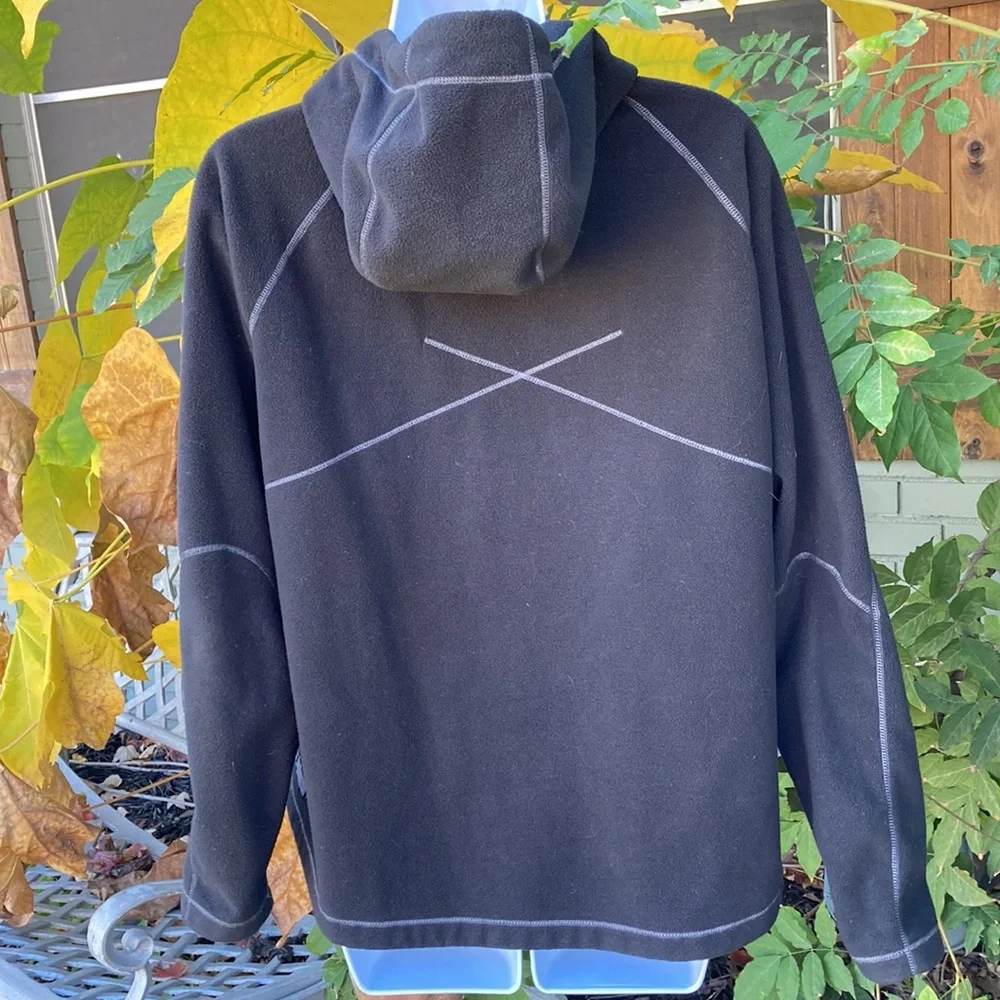 REI FLEECE ZIP, HOODED JACKET. Vented underarms, front side pockets. Size large - Picture 5 of 7